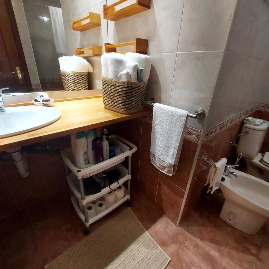 Soleado Piso Con Garaje Y Piscina A 8' Centro Apartment Castro Urdiales Exterior foto