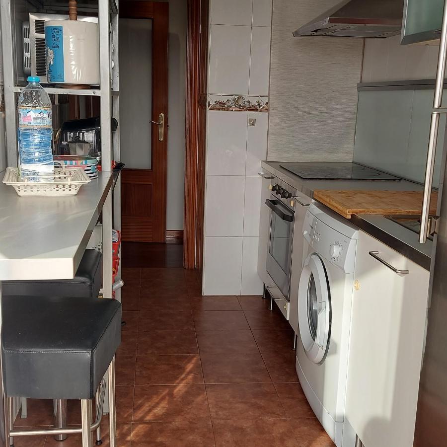 Soleado Piso Con Garaje Y Piscina A 8' Centro Apartment Castro Urdiales Exterior foto