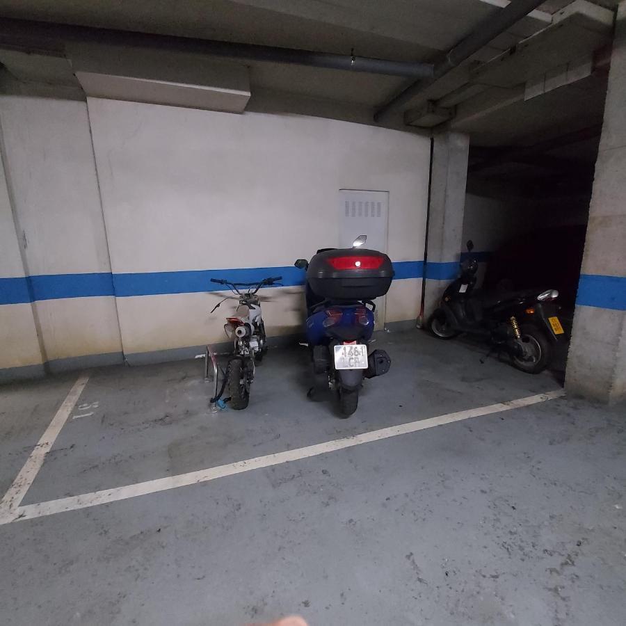 Soleado Piso Con Garaje Y Piscina A 8' Centro Apartment Castro Urdiales Exterior foto